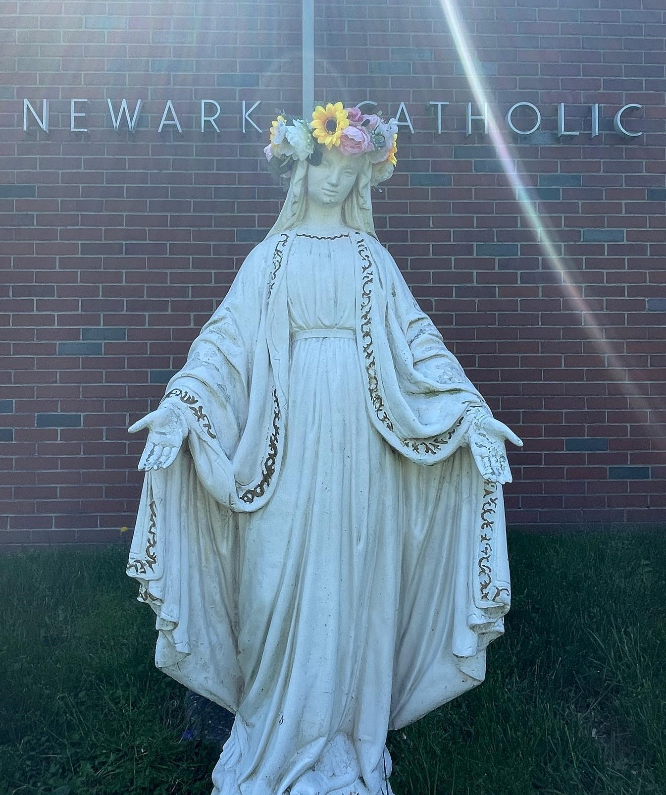Newark Catholic High School May Crowning